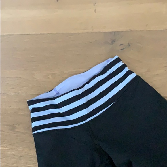 Lululemon crops - Picture 3 of 3
